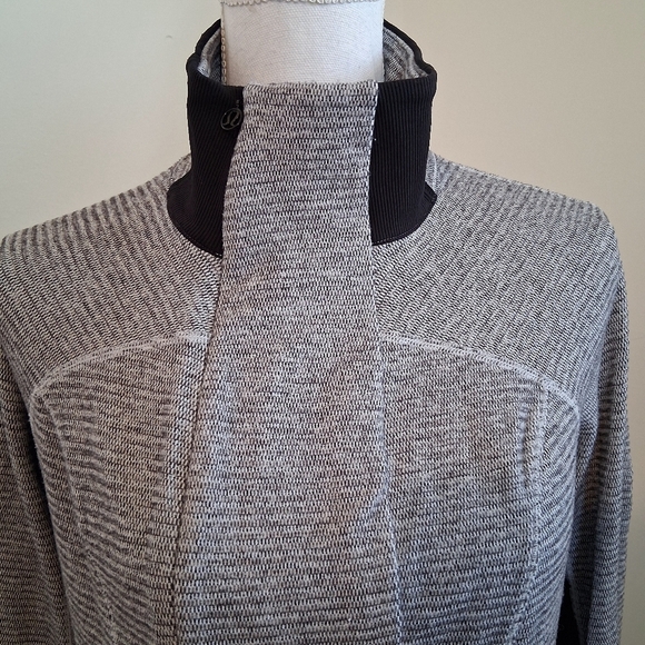 Lululemon Base Runner 1/2 Zip Heathered Herringbone Jacket Size 12 - Picture 7 of 13
